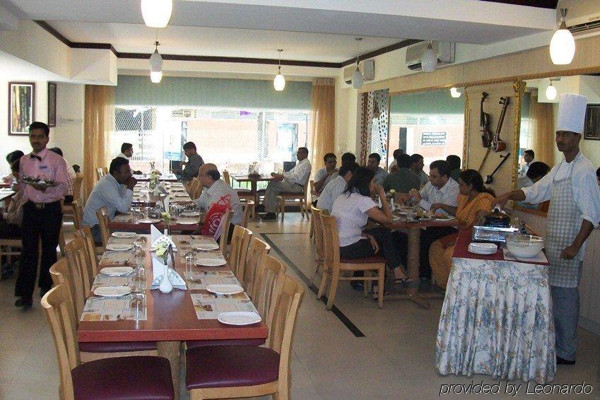 Hotel Ramanashree Brunton Bangalore Restaurant foto
